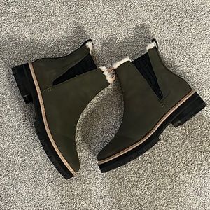 Toms fur booties - olive green